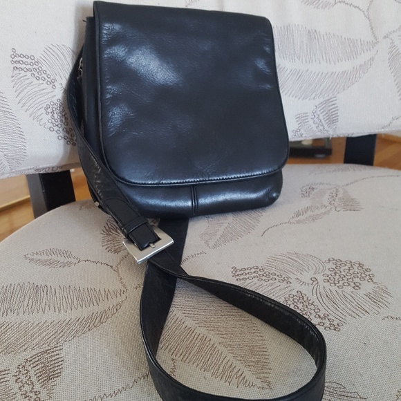 HOBO Handbags - Hobo Black Leather Crossbody Handbag👜👛